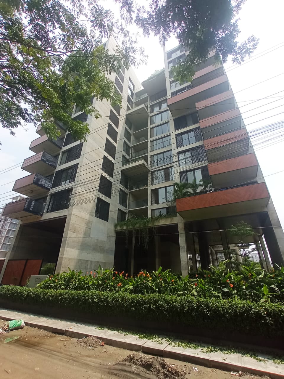 Luxurious Apartment Sale in Bashundhara